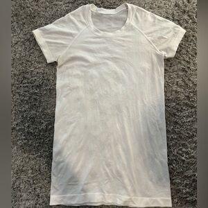Lululemon Swiftly Tech Short-Sleeve Shirt 2.0